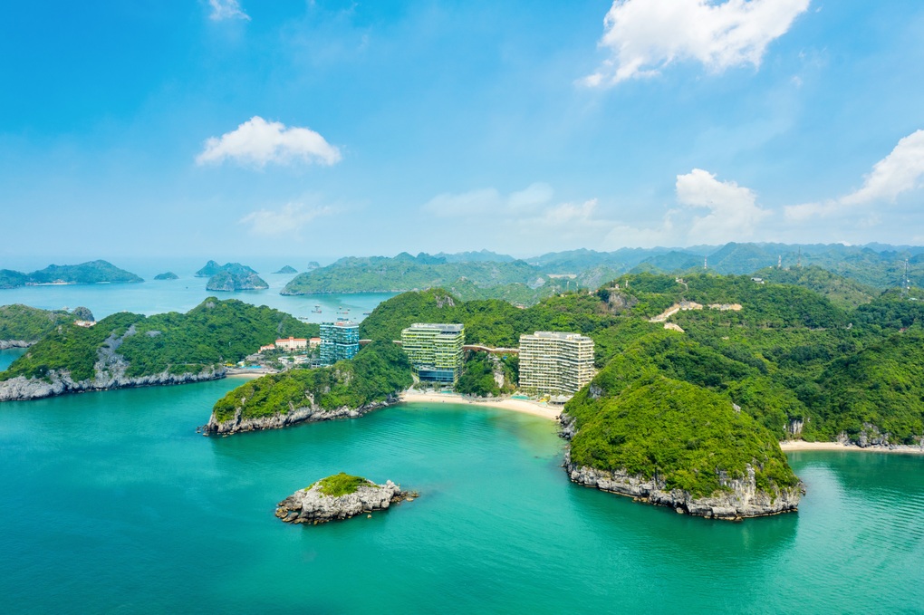 Hạ tầng và logistics: Trợ lực nâng tầm giá trị bất động sản Cát Bà - 1 Hạ tầng và logistics: Trợ lực nâng tầm giá trị bất động sản Cát Bà - 1