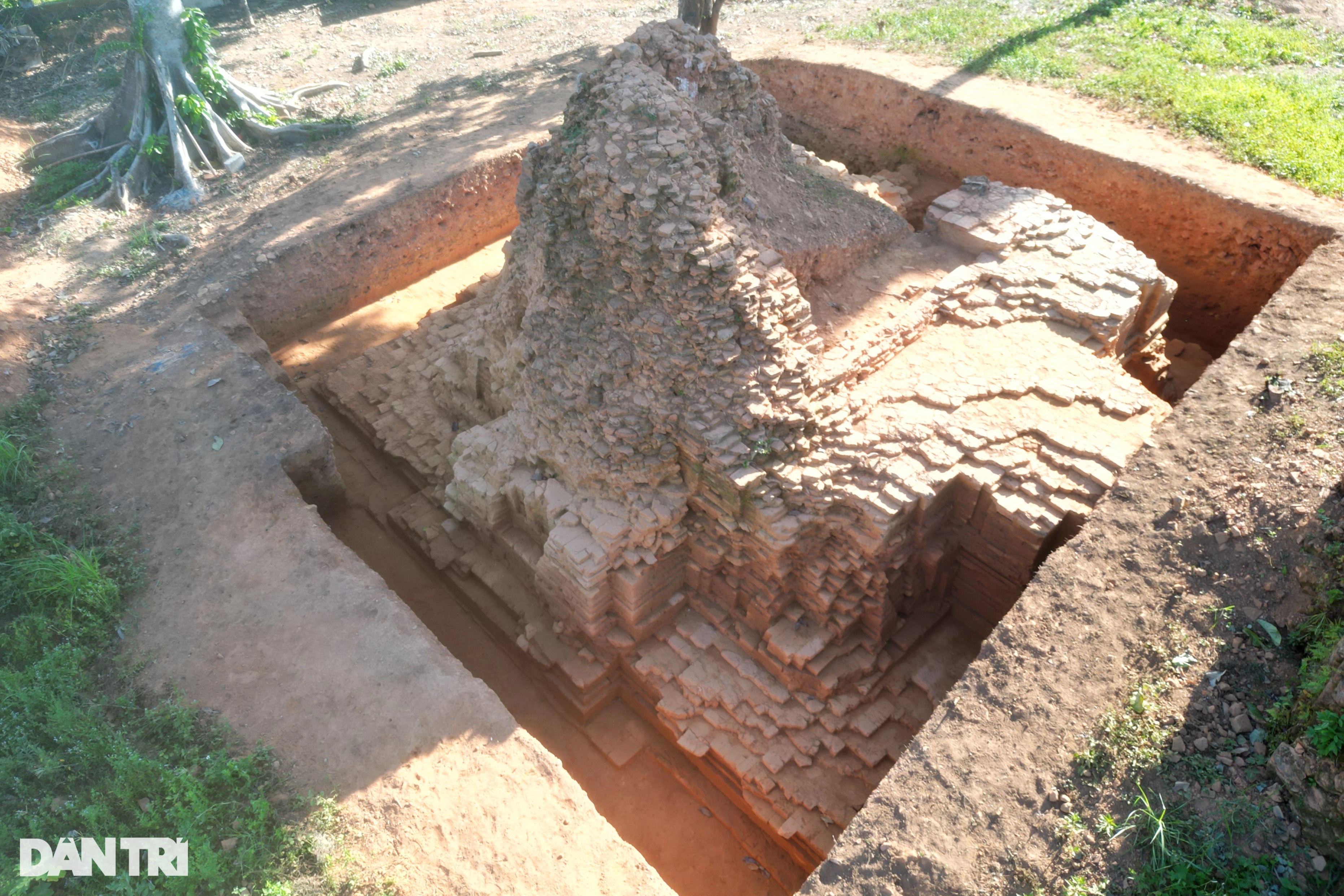 View - Tháp Chăm đôi Liễu Cốc vừa được khảo cổ ở Huế | Báo Dân trí