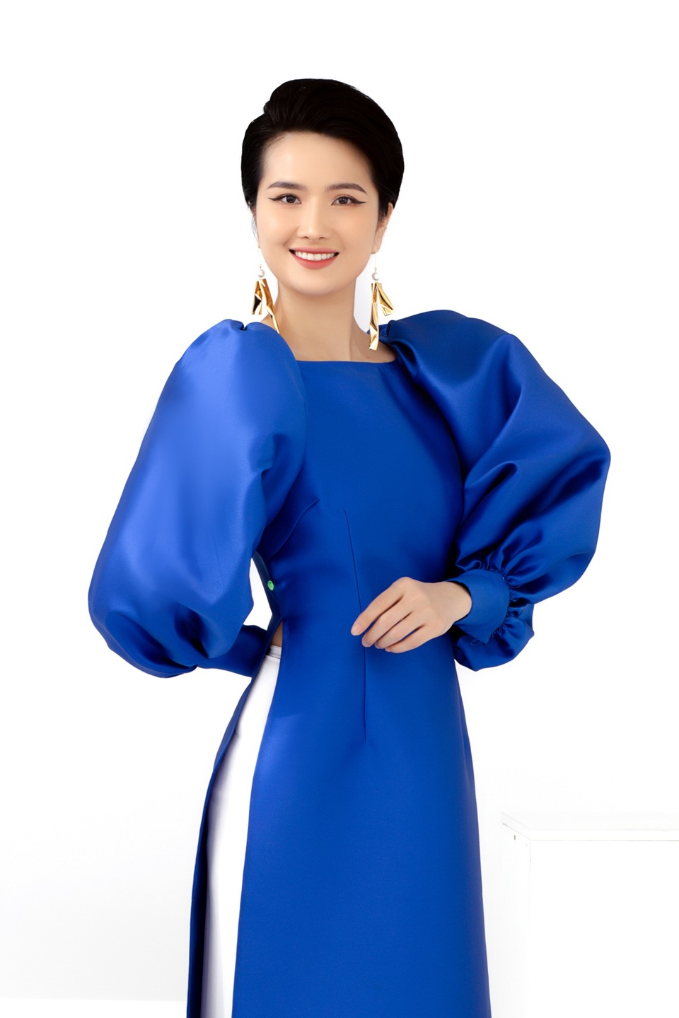 Mất hút 5 năm, Hoa hậu được yêu thích nhất Miss International 2008 tái xuất - 6 Mất hút 5 năm, Hoa hậu được yêu thích nhất Miss International 2008 tái xuất - 6