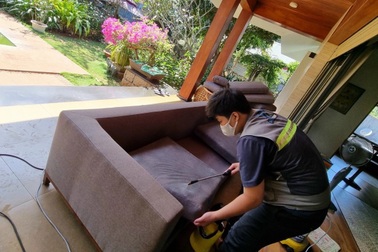 Dọn nhà, sửa máy lạnh ngày Tết, lương cao hơn cả giám đốc