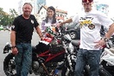 Hành trình khám phá Việt Nam bằng mô-tô của Charley Boorman