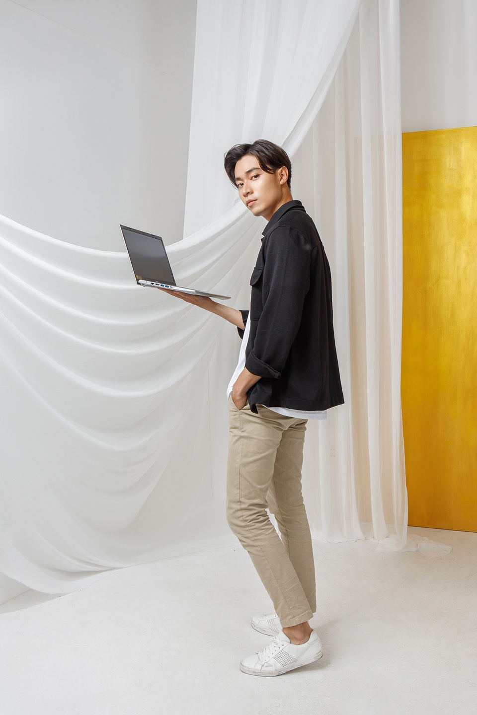 Acer Aspire 5 – sự cách tân hoàn hảo cho thế hệ trẻ - 3 Acer Aspire 5 – sự cách tân hoàn hảo cho thế hệ trẻ - 3
