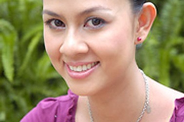 Kim Thư chưa tính đến đám cưới với Phước Sang