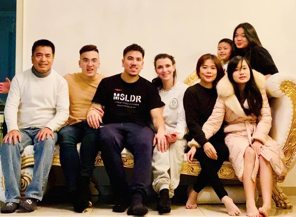 Sao Việt thể hiện tình cảm trong Ngày gia đình - 10 Sao Việt thể hiện tình cảm trong Ngày gia đình - 10
