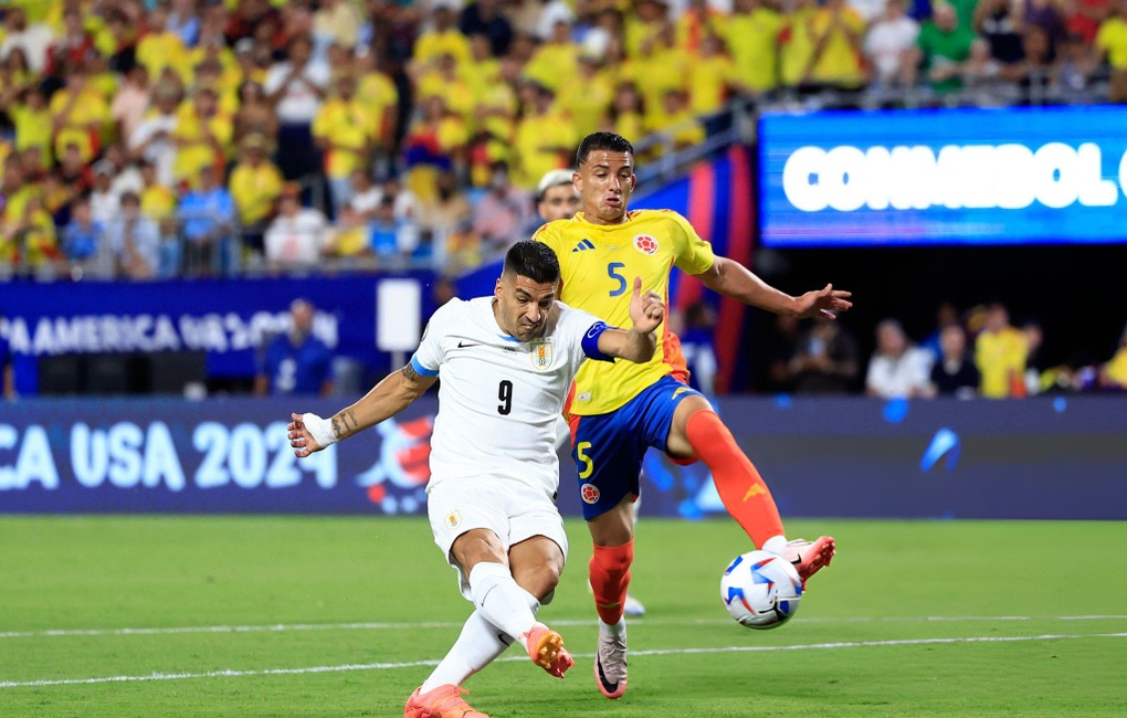 10 người Colombia hạ gục Uruguay, tiến vào chung kết Copa America - 2 10 người Colombia hạ gục Uruguay, tiến vào chung kết Copa America - 2