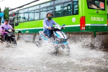 Cảnh báo mưa dông gây ngập nhiều nơi ở TPHCM dịp cuối tuần