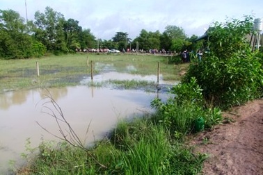 Đi bắt cá, hai chị em chết đuối