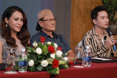 Ca sĩ  “Vợ người ta” chấm thi Hoa hậu Sắc đẹp Toàn cầu