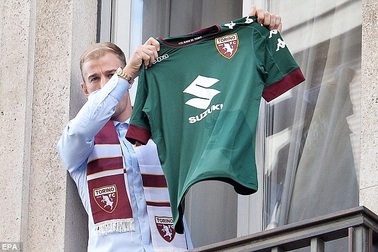 Các CLB của Premier League đã "mua sắm" những gì trước ngày cuối?