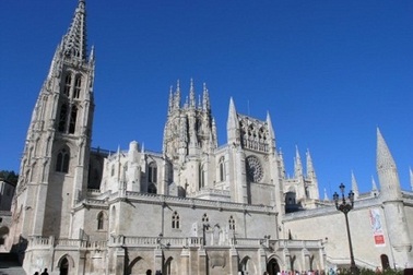 Vẻ đẹp những công trình kiến trúc Gô-tích nổi tiếng nhất thế giới