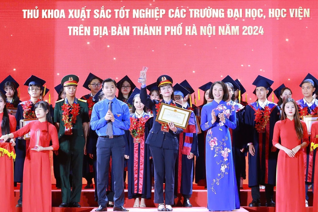 Cái Tết công chức đầu tiên của thủ khoa Trường Đại học Kiểm sát Hà Nội - 1 Cái Tết công chức đầu tiên của thủ khoa Trường Đại học Kiểm sát Hà Nội - 1