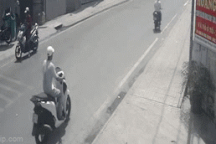 Tài xế giao hàng ở TPHCM đuổi theo kẻ trộm trong vô vọng