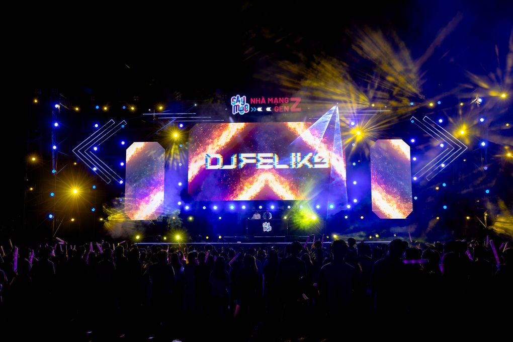Sayfest 2024 náo nhiệt cuối tuần tại TPHCM cùng gần 10.000 khán giả - 2 Sayfest 2024 náo nhiệt cuối tuần tại TPHCM cùng gần 10.000 khán giả - 2