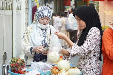 Khu phố Hồi giáo ở TPHCM nhộn nhịp trong tháng ăn chay