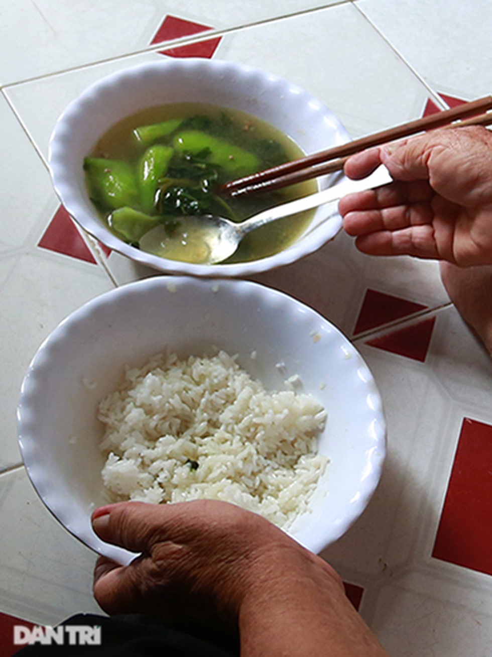 Những phận nghèo leo lắt giữa tâm bão Covid-19 ở Gò Vấp - 6 Những phận nghèo leo lắt giữa tâm bão Covid-19 ở Gò Vấp - 6