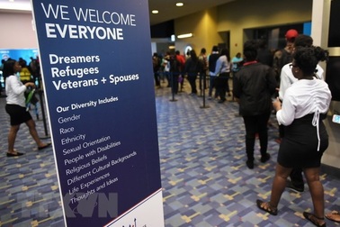 Thị trường lao động Mỹ vẫn ổn định bất chấp số lượng việc làm giảm