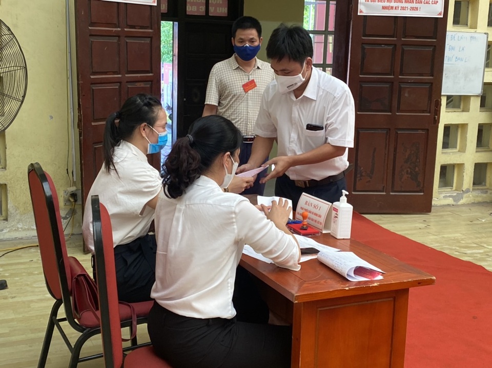 Bắc Ninh tổ chức bầu cử sớm trong khu cách ly - 4 Bắc Ninh tổ chức bầu cử sớm trong khu cách ly - 4