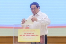 Thủ tướng và lãnh đạo Chính phủ ủng hộ đồng bào bị thiệt hại do bão lũ