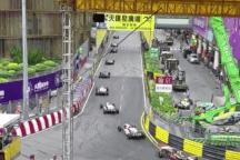 Tay đua nữ 17 tuổi gặp tai nạn kinh hoàng trên đường đua ngoài phố MacauGP