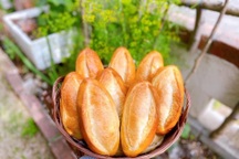 Bà mẹ Việt sống tại Nhật chỉ cách làm bánh mì với men bánh tự nhiên