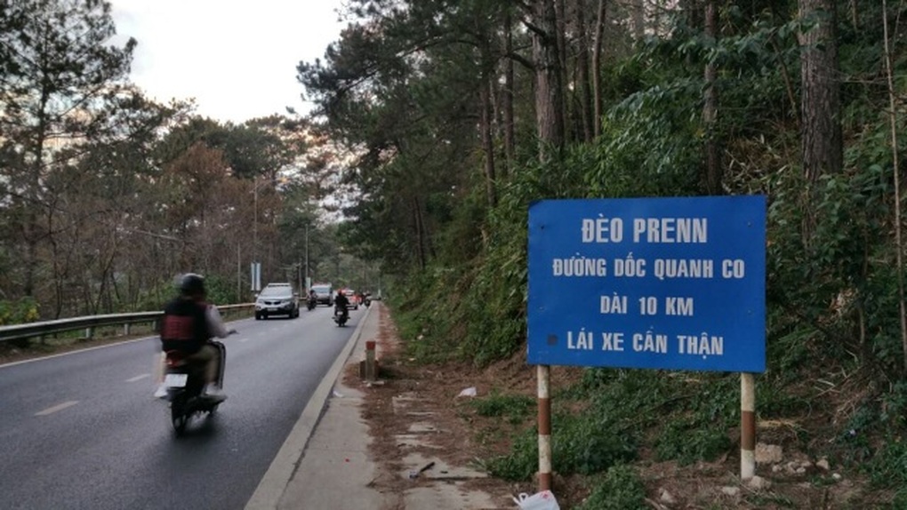 Tạm đóng đường đèo Prenn từ phía nam lên Đà Lạt - 1 Tạm đóng đường đèo Prenn từ phía nam lên Đà Lạt - 1