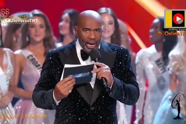 Phút đăng quang của hoa hậu hoàn vũ 2018