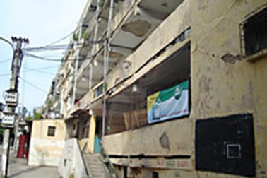 Hà Nội: Chung cư 5 tầng lún, nghiêng nghiêm trọng