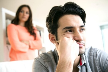 Muốn bỏ vợ để lấy gái làng chơi