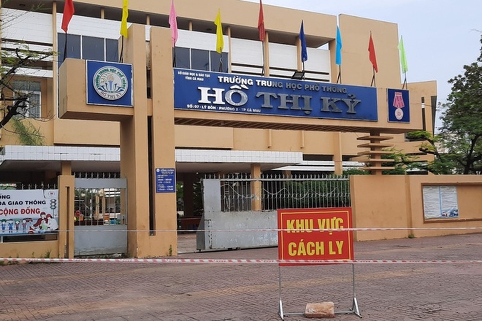 Sáng 3/11, các tỉnh miền Tây báo cáo hàng nghìn ca mắc mới Covid-19 - 5 Sáng 3/11, các tỉnh miền Tây báo cáo hàng nghìn ca mắc mới Covid-19 - 5