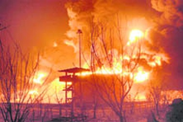 Ấn Độ: Hoả hoạn lớn làm hàng trăm người thương vong