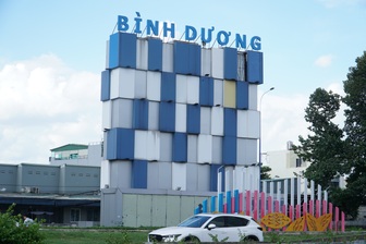 Đại biểu TPHCM mong có chính sách giữ doanh nghiệp như Bình Dương trước đây