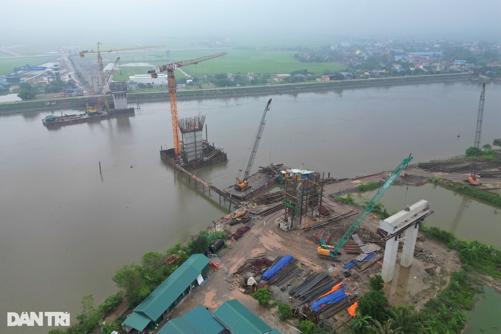 Ninh Bình lý giải việc xây 25km cao tốc tốn 7.000 tỷ đồng - 2 Ninh Bình lý giải việc xây 25km cao tốc tốn 7.000 tỷ đồng - 2