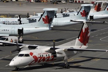 Máy bay Canada suýt hạ cánh trúng 4 máy bay tại San Francisco