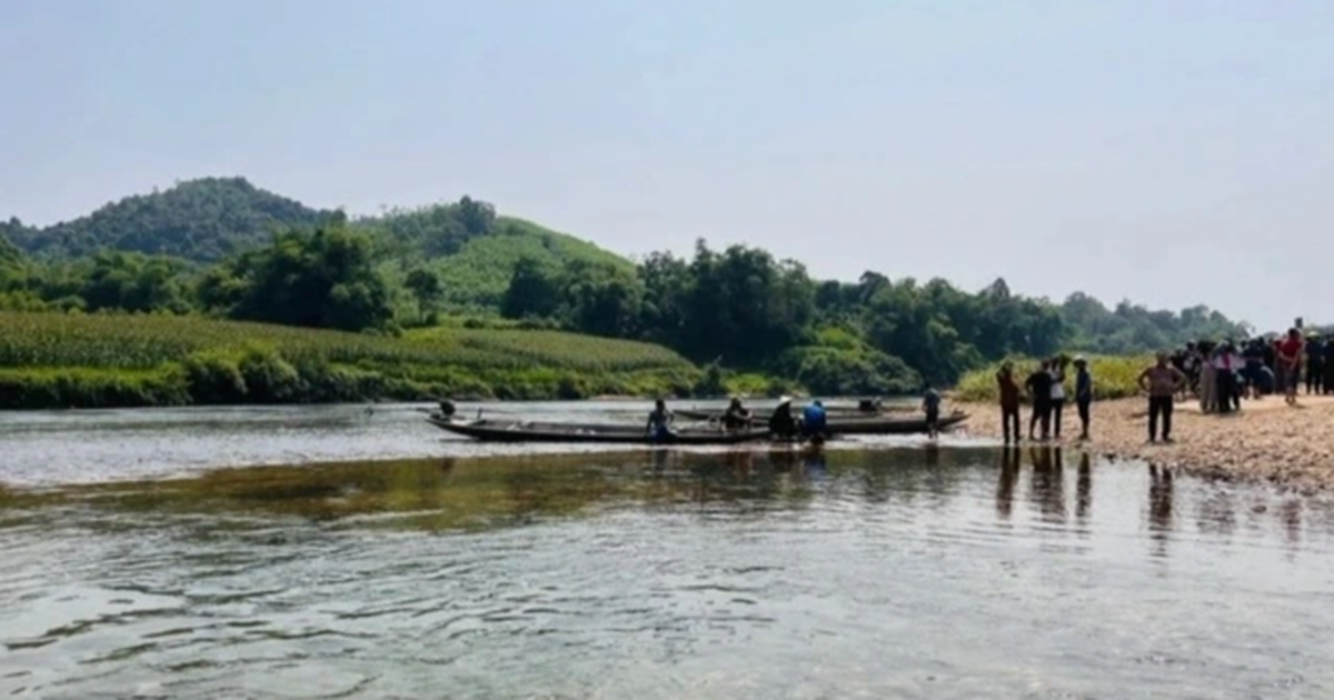 View - Ra suối bắt cá, 2 anh em ruột đuối nước tử vong | Báo Dân trí