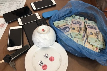 Hàng loạt con bạc vừa dính án cướp tài sản, trộm cắp sa lưới