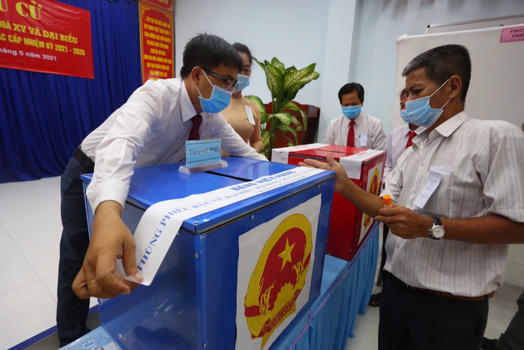 Trình tự giới thiệu người của thôn ứng cử đại biểu HĐND cấp xã - 1 Trình tự giới thiệu người của thôn ứng cử đại biểu HĐND cấp xã - 1