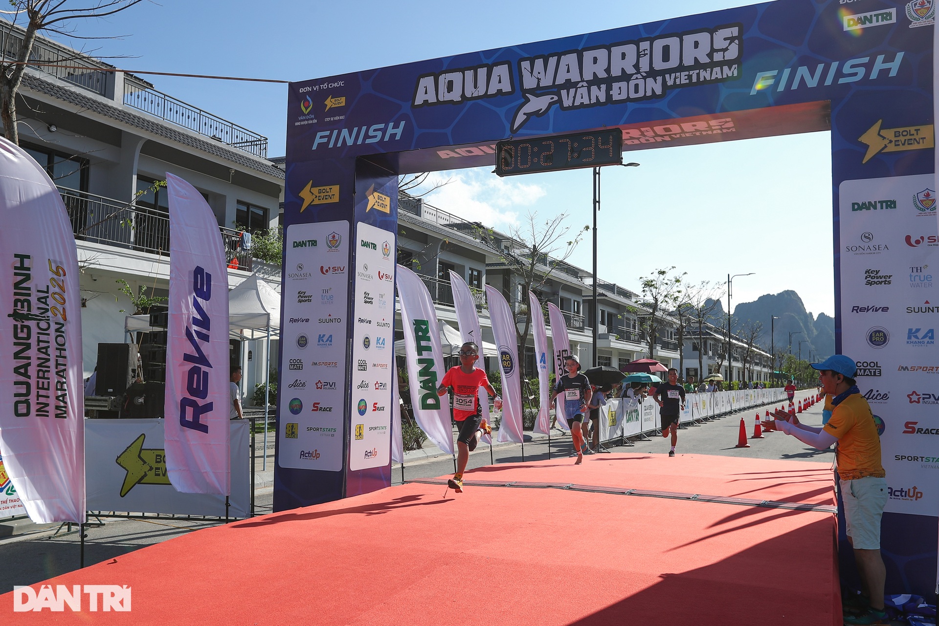 1.200 vận động viên sẵn sàng cho giải Aquathlon Vân Đồn - 16 1.200 vận động viên sẵn sàng cho giải Aquathlon Vân Đồn - 16