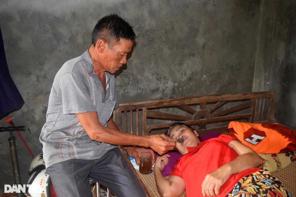Ước nguyện xót xa trước lúc chết của người mẹ ung thư về 2 con bị u não - 6 Ước nguyện xót xa trước lúc chết của người mẹ ung thư về 2 con bị u não - 6