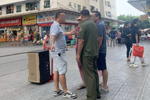 Lối sống chung cư, nhìn từ "đại chiến karaoke"