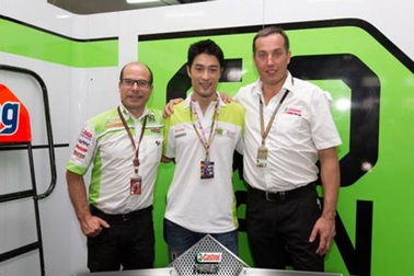 Johnny Trí Nguyễn “đột kích” garage đội đua Honda Gresini