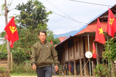 Người đàn ông 25 tuổi mới đi học chữ, sở hữu đàn gia súc tiền tỷ