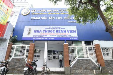 Công đoàn Y tế sẽ bảo vệ quyền lợi viên chức Viện Y dược học dân tộc TPHCM