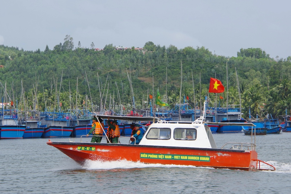 10 thuyền trưởng bị phạt 642 triệu đồng do khai thác thủy sản trái quy định - 1 10 thuyền trưởng bị phạt 642 triệu đồng do khai thác thủy sản trái quy định - 1