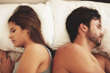 Bí mật khủng khiếp của chồng trong phòng làm việc lúc nửa đêm