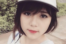 Thiếu nữ xinh xắn gây sốt với bản mashup "Vợ người ta"