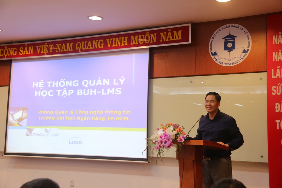 Nhiều trường ĐH đột ngột cho sinh viên nghỉ tiếp đến hết tháng 2 - 4 Nhiều trường ĐH đột ngột cho sinh viên nghỉ tiếp đến hết tháng 2 - 4
