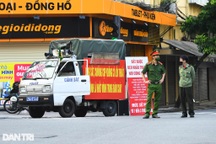 Hà Nội có nên tiếp tục giãn cách xã hội?
