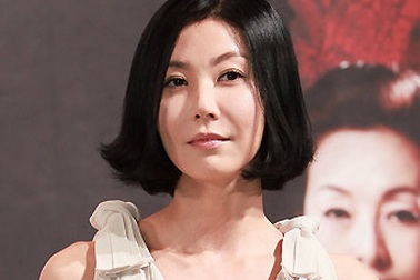 Á hậu Hàn Quốc hầu tòa vì bị tố bán dâm 