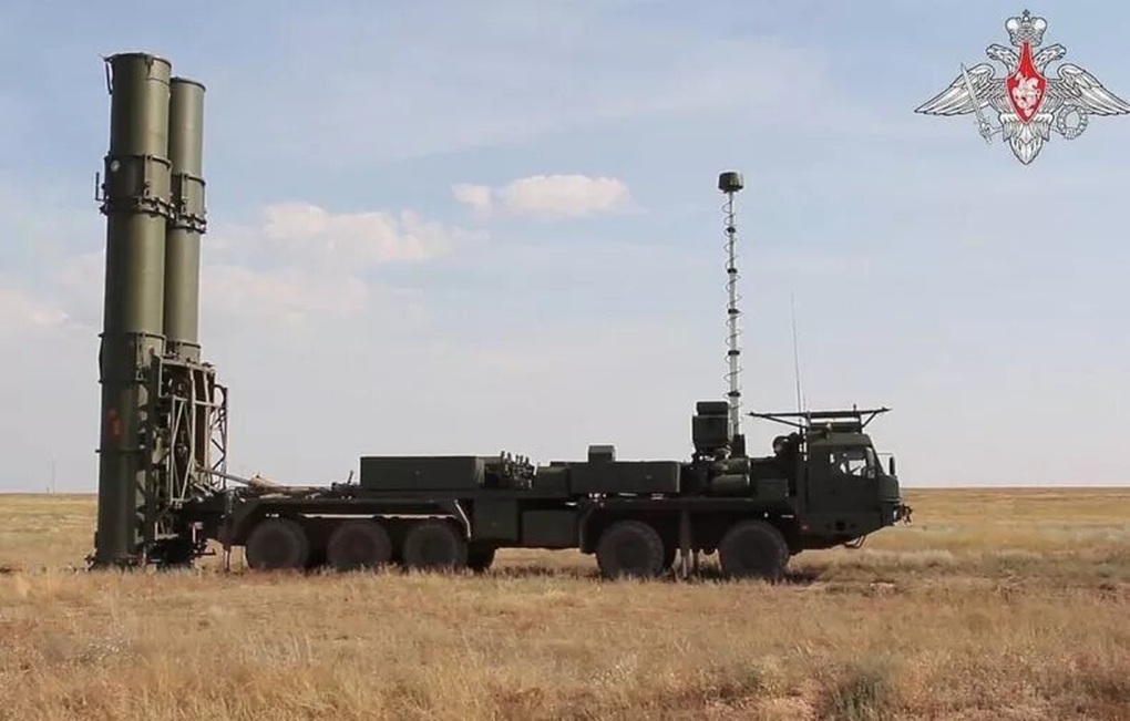 Nga triển khai tên lửa S-500 đề phòng Ukraine tấn công cầu Crimea - 1 Nga triển khai tên lửa S-500 đề phòng Ukraine tấn công cầu Crimea - 1