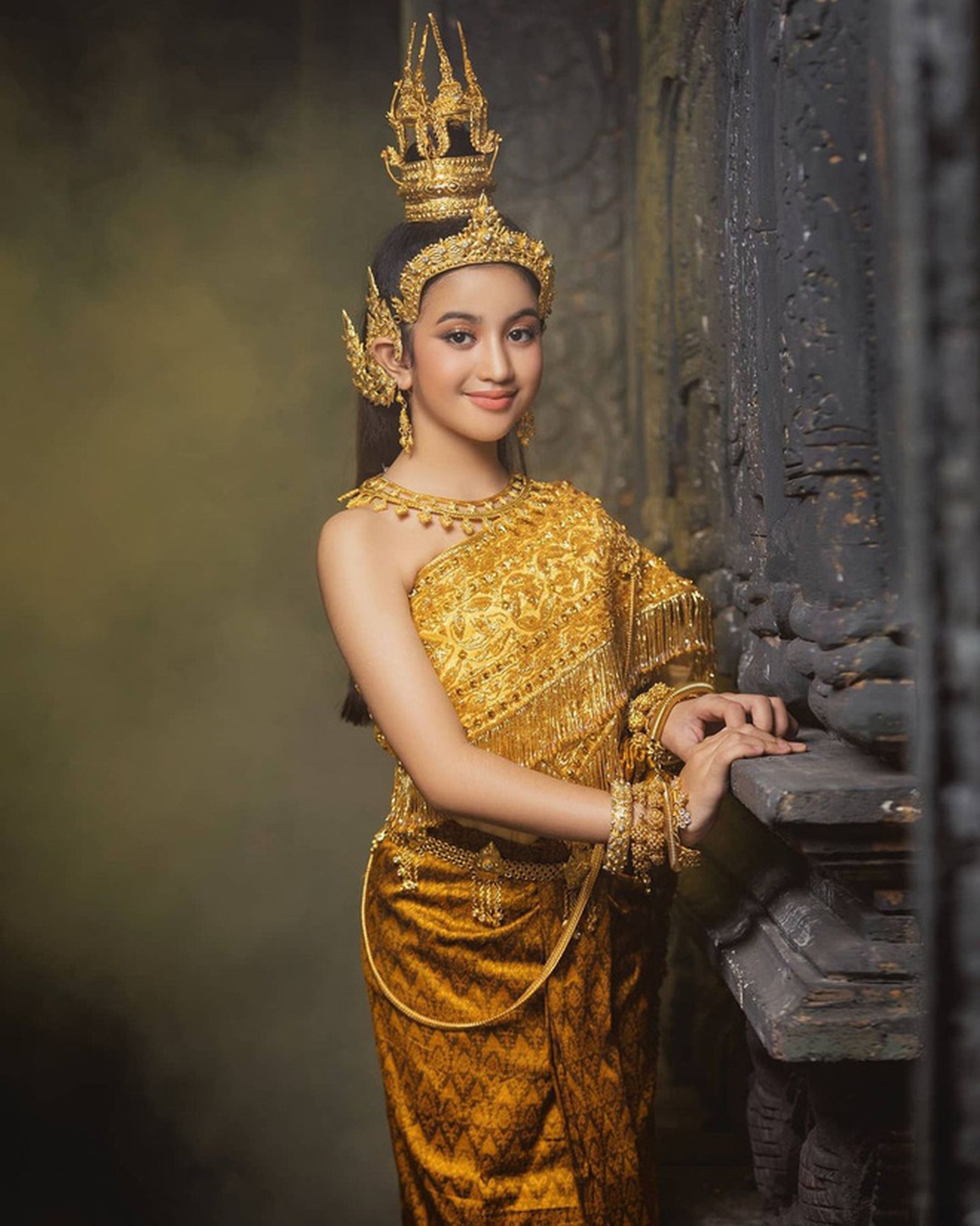 Nhan sắc cực phẩm của tiểu công chúa Campuchia hoạt động trong showbiz - 1 Nhan sắc cực phẩm của tiểu công chúa Campuchia hoạt động trong showbiz - 1